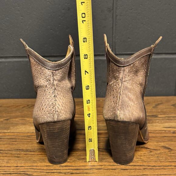 Naughty Monkey Distressed Brown Leather Western Ankle Boots Booties Women’s 9 - Picture 4 of 8